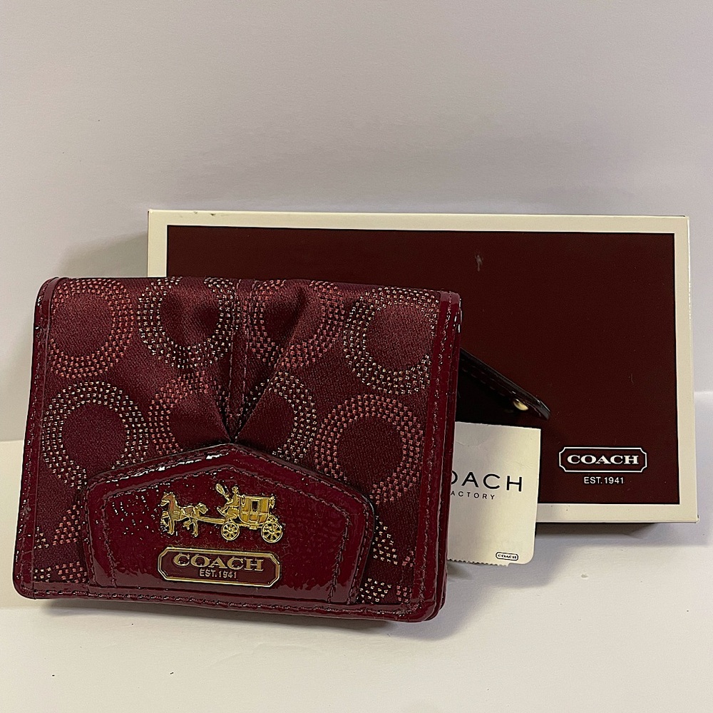 Coach Monogram Bifold Snap Wallet NWT